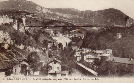 Saint-Claude Jura Le pont suspendu longueur 150m hauteur 50m