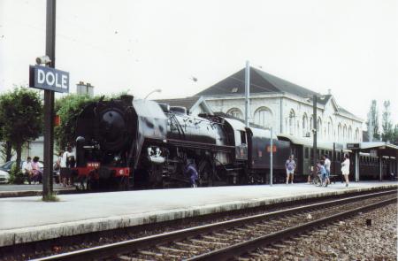 Voyage Lons-le-Saunier Dole Vallorbe 1995. Gare de Dole